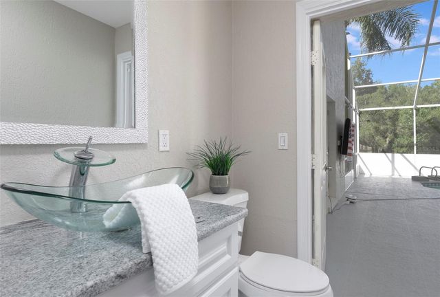 9508 LARKBUNTING DRIVE, Tampa, FL 33647