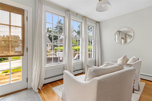 11 Spring Garden Street, Warwick, RI 02888
