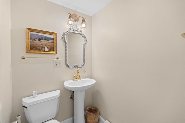 11 Spring Garden Street, Warwick, RI 02888