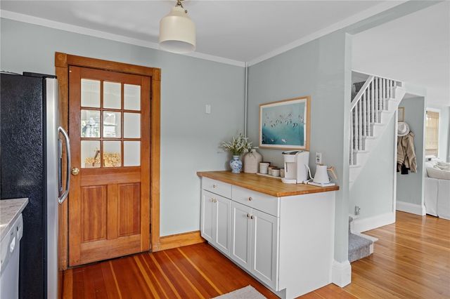 11 Spring Garden Street, Warwick, RI 02888