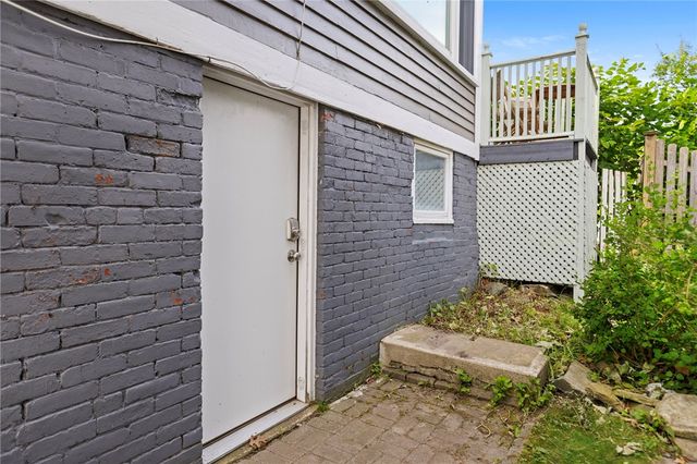 11 Spring Garden Street, Warwick, RI 02888