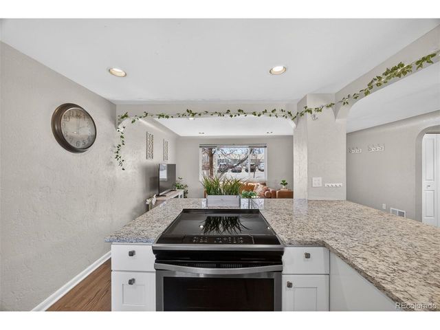 6625 W 44th Pl, Wheat Ridge, CO 80033