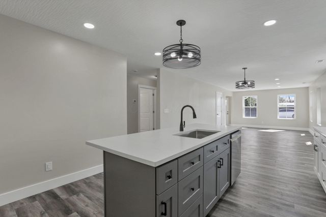 333 N 10th Street, Newark, OH 43055