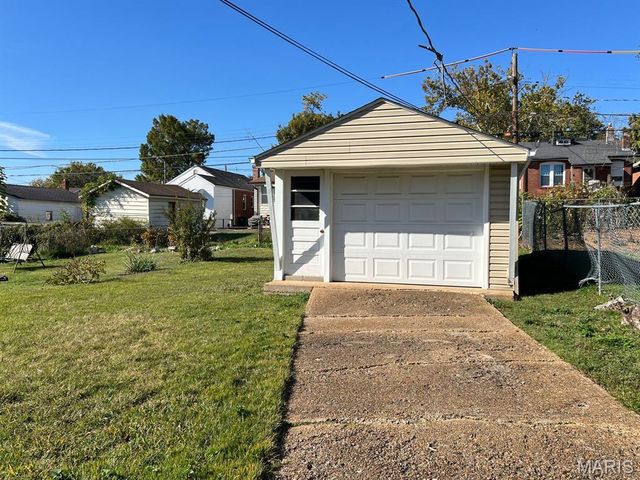 1509 Collins Avenue, Richmond Heights, MO 63117