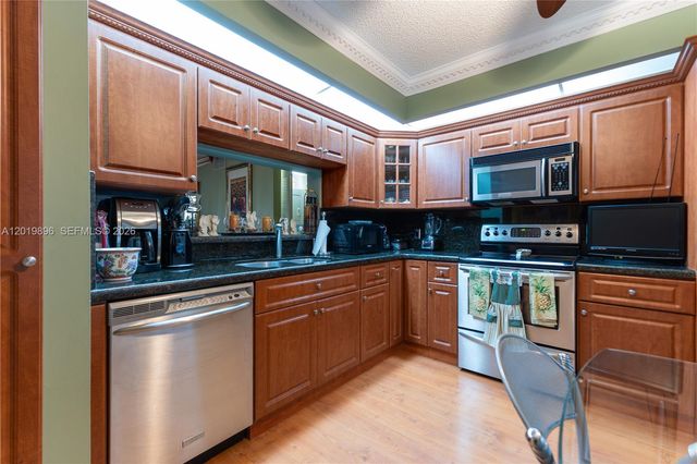1600 SW 127th Way 207C, Pembroke Pines, FL 33027
