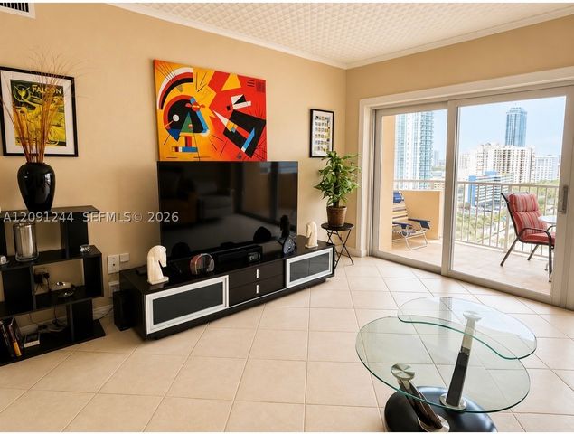 1980 S Ocean Dr 15K, Hallandale Beach, FL 33009