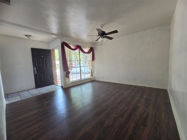 6811 Marla Drive, Dallas, TX 75217