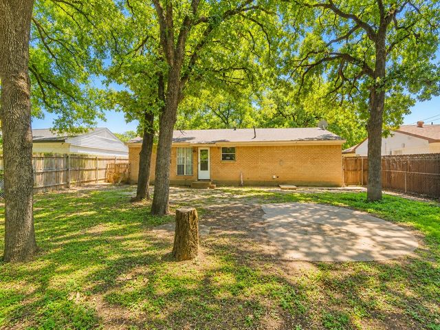 6811 Marla Drive, Dallas, TX 75217
