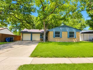 6811 Marla Drive, Dallas, TX 75217