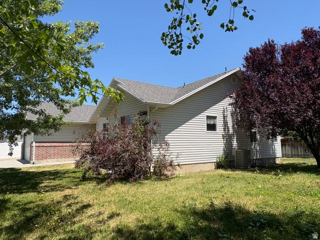 587 W 2400 LN, Perry, UT 84302
