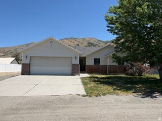 587 W 2400 LN, Perry, UT 84302