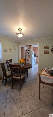 2001 Washington St, Paducah, KY 42003