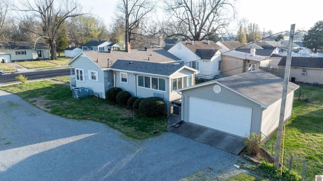 2001 Washington St, Paducah, KY 42003