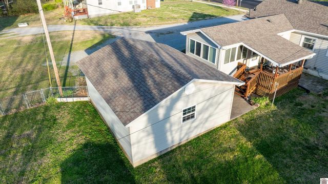 2001 Washington St, Paducah, KY 42003