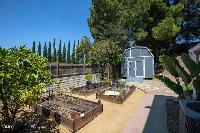 335 W Avenida De Las Flores, Thousand Oaks, CA 91360