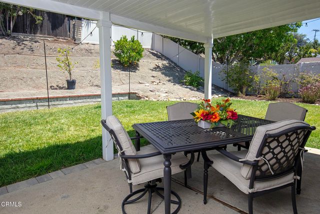 335 W Avenida De Las Flores, Thousand Oaks, CA 91360