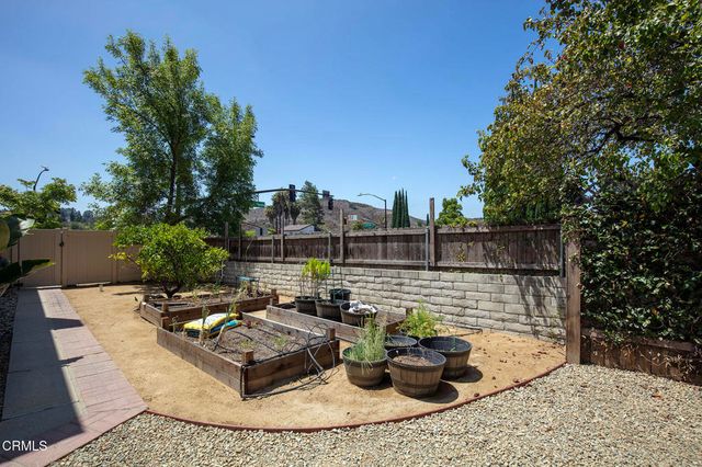 335 W Avenida De Las Flores, Thousand Oaks, CA 91360