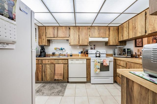 3505 TARPON WOODS BOULEVARD G407, Palm Harbor, FL 34685