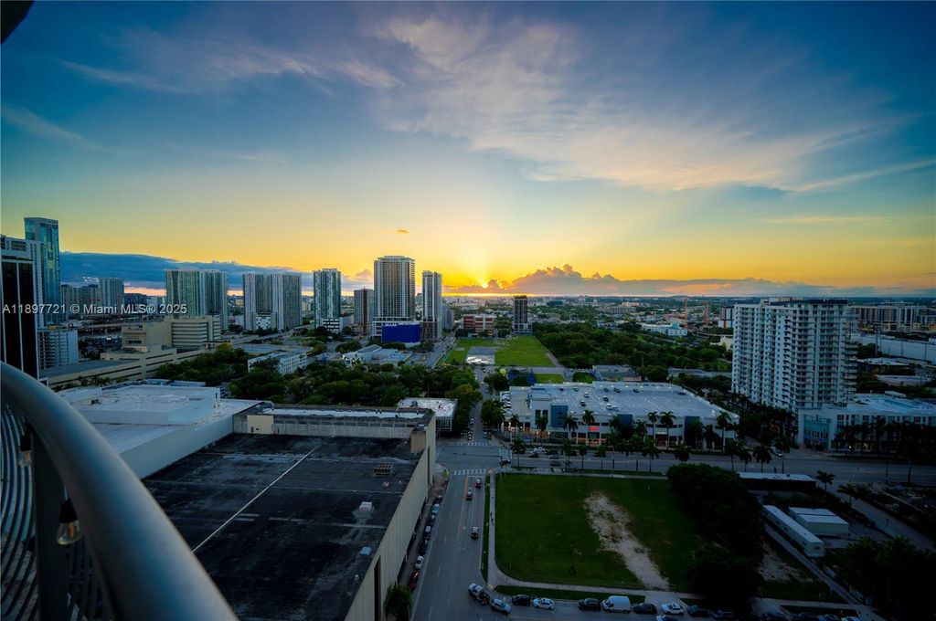 1750 N Bayshore Dr 2615, Miami, FL 33132
