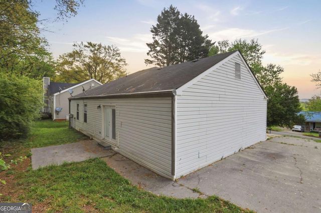 134 Mayflower Circle, Cartersville, GA 30120