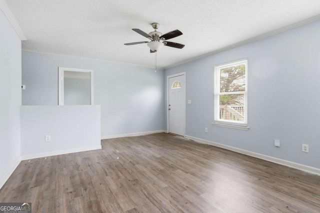 134 Mayflower Circle, Cartersville, GA 30120