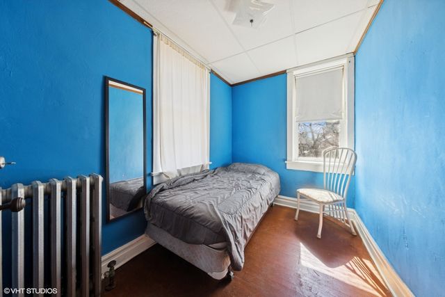 4332 Amelia Avenue, Lyons, IL 60534