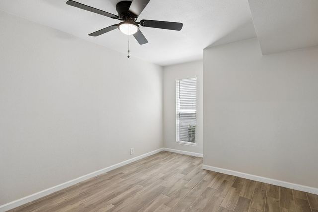 6816 N 35th Avenue F, Phoenix, AZ 85017