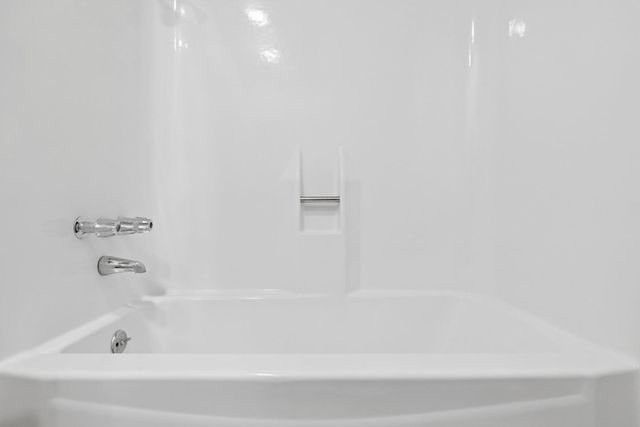 6816 N 35th Avenue F, Phoenix, AZ 85017