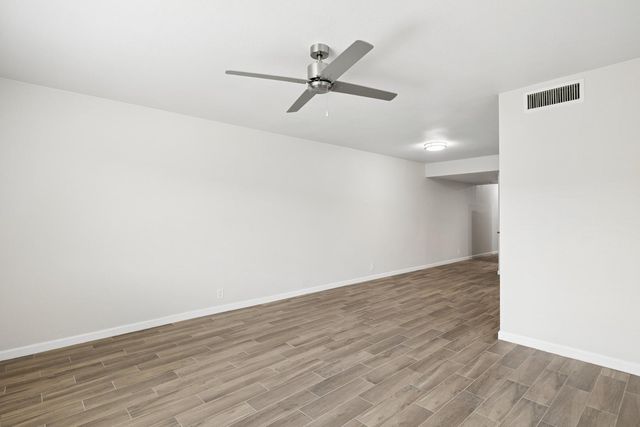 6816 N 35th Avenue F, Phoenix, AZ 85017
