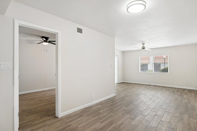 6816 N 35th Avenue F, Phoenix, AZ 85017