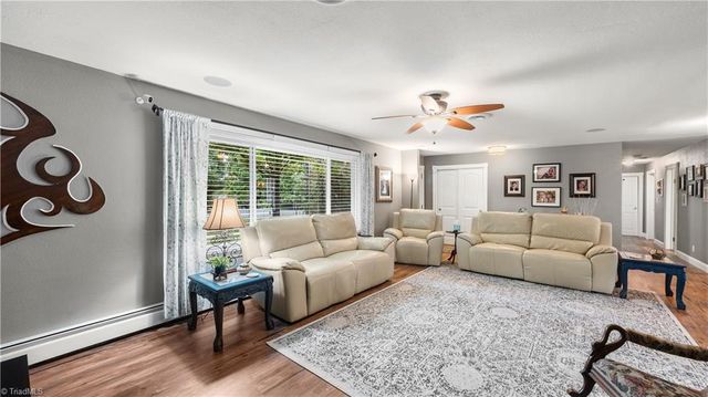 3801 Mulberry Lane, High Point, NC 27265