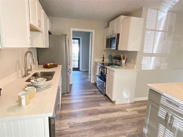 526 E FOOTHILL WAY, Casselberry, FL 32707