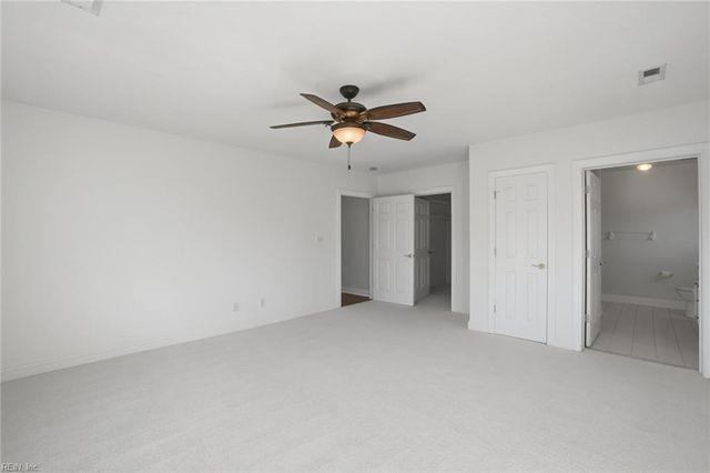 1 Sandy Point Ln Unit 218, Chesapeake, VA 23320