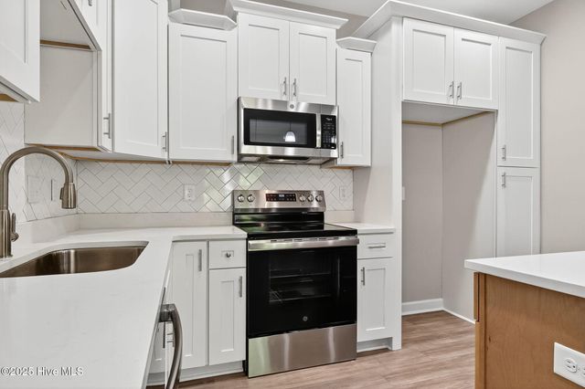 411 E First Street, Kenly, NC 27542