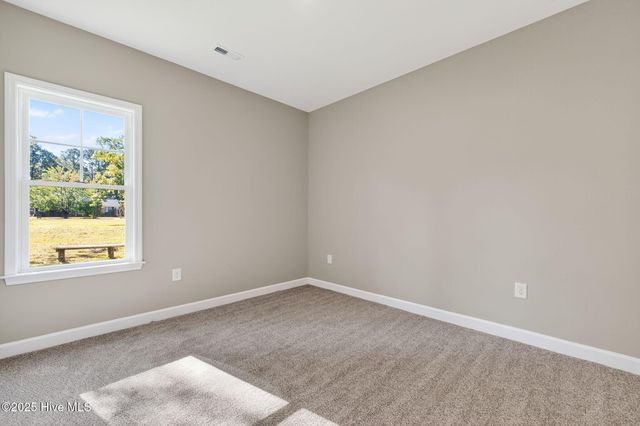 411 E First Street, Kenly, NC 27542