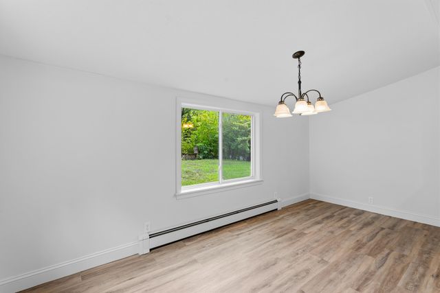 20 Highland Lane, Manchester, NH 03109
