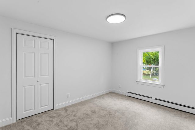 20 Highland Lane, Manchester, NH 03109