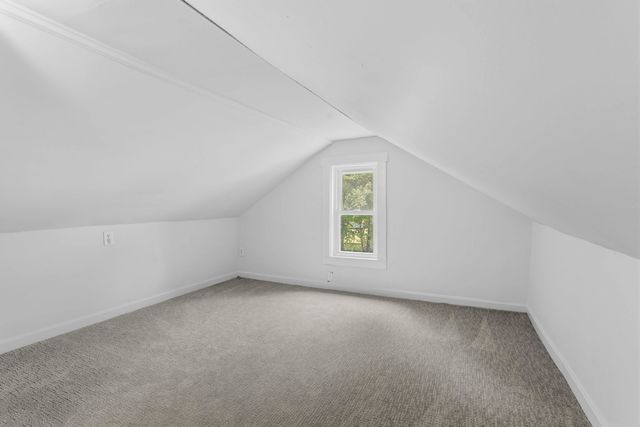 20 Highland Lane, Manchester, NH 03109