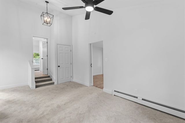 20 Highland Lane, Manchester, NH 03109