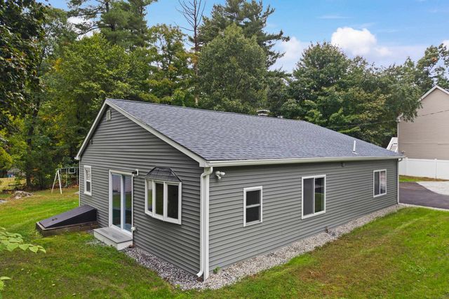 20 Highland Lane, Manchester, NH 03109
