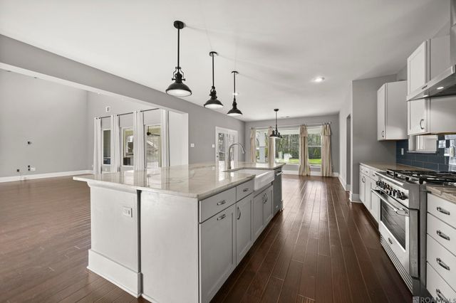 10573 Shadowlake Dr, Geismar, LA 70734