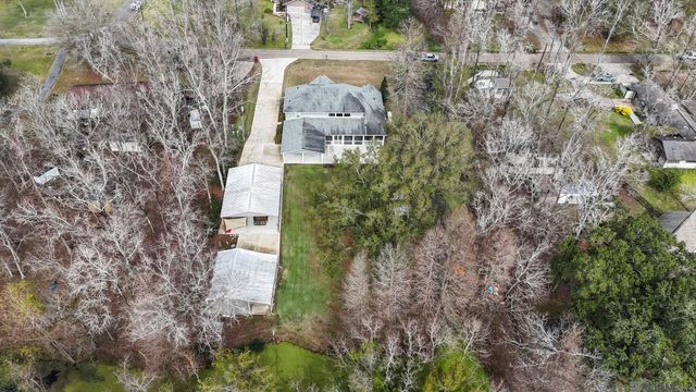 10573 Shadowlake Dr, Geismar, LA 70734