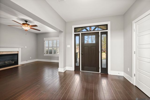 10573 Shadowlake Dr, Geismar, LA 70734