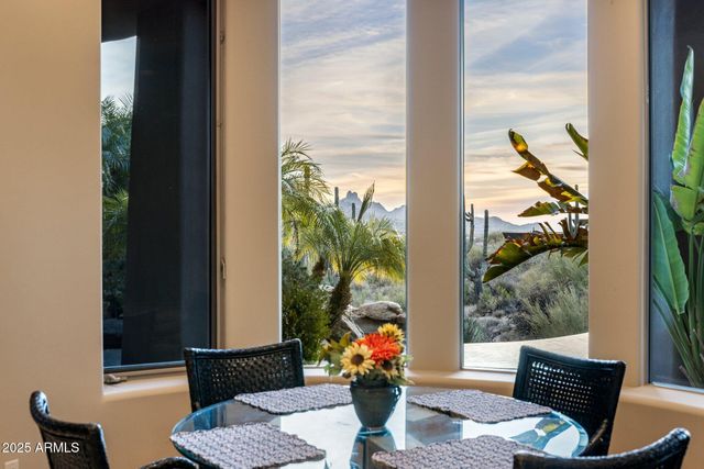 11077 E CINDER CONE Trail, Scottsdale, AZ 85262