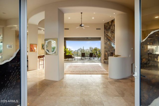 11077 E CINDER CONE Trail, Scottsdale, AZ 85262