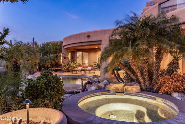 11077 E CINDER CONE Trail, Scottsdale, AZ 85262