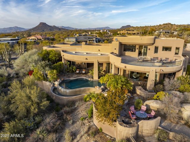 11077 E CINDER CONE Trail, Scottsdale, AZ 85262