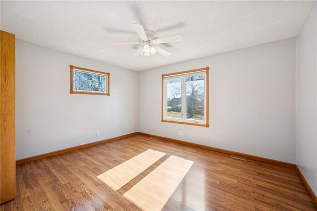 470 TRANT Street, Edwardsville, KS 66111