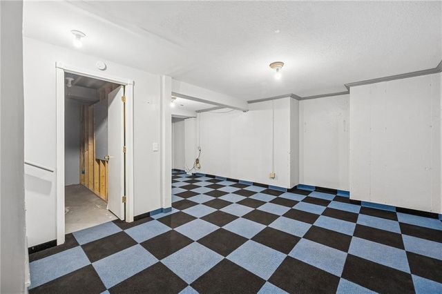 470 TRANT Street, Edwardsville, KS 66111