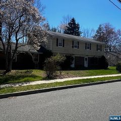 435 Birchwood Road 2, Northvale, NJ 07647